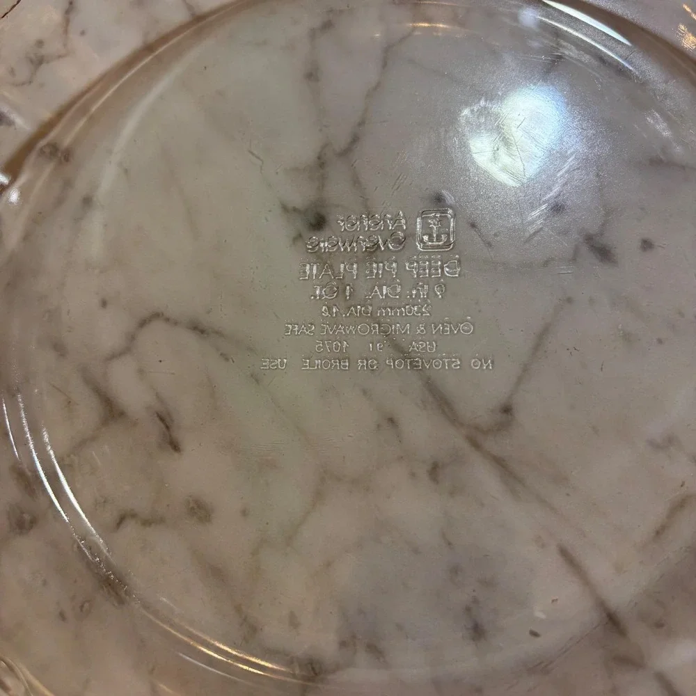 Anchor Hocking Glass Deep Pie Plate 9 Inch 1 Qt Clear Ovenware with Handles 1075